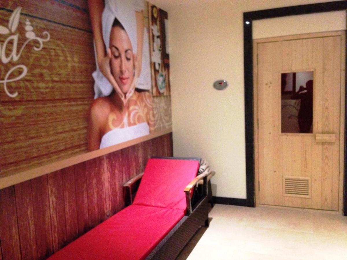 Hotel President Джаландхар Екстериор снимка